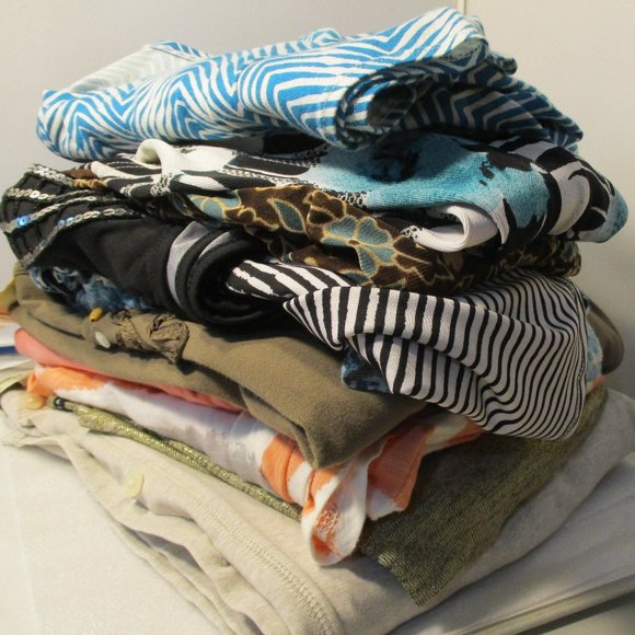 Bundle Lot - Mystery Box Ladies Tops Shirts Blouses Large - Picture 2 of 2